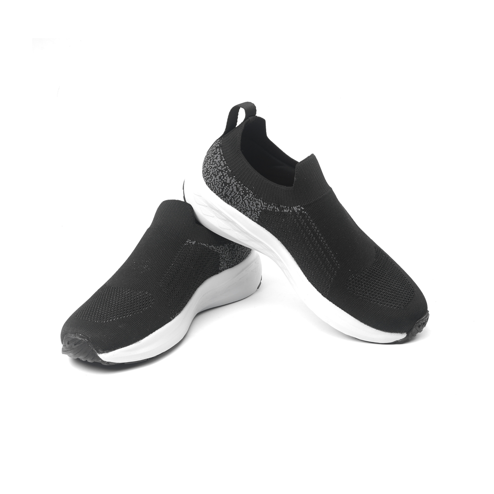 Campus Black/D.Grey Sports Shoes For Women Wander-22L-931 C935