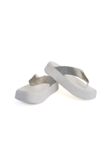 Crocs White Flip Flop For Women 210654-100 057