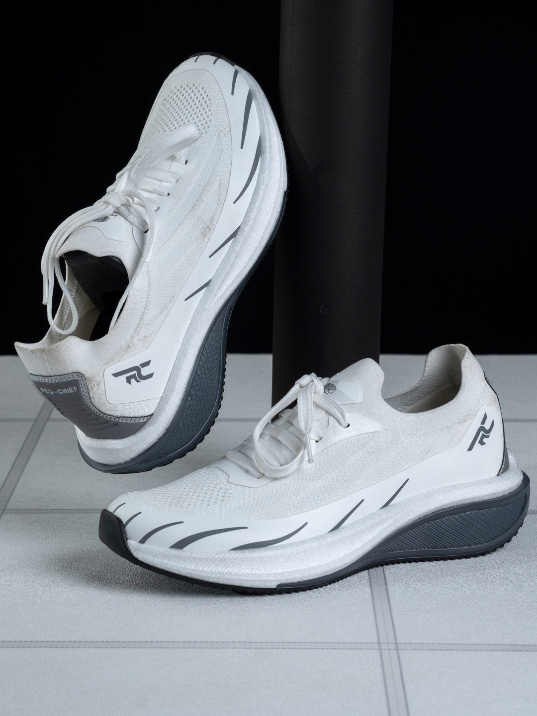 Red Chief Sports White Running Shoes For Men R1723 057