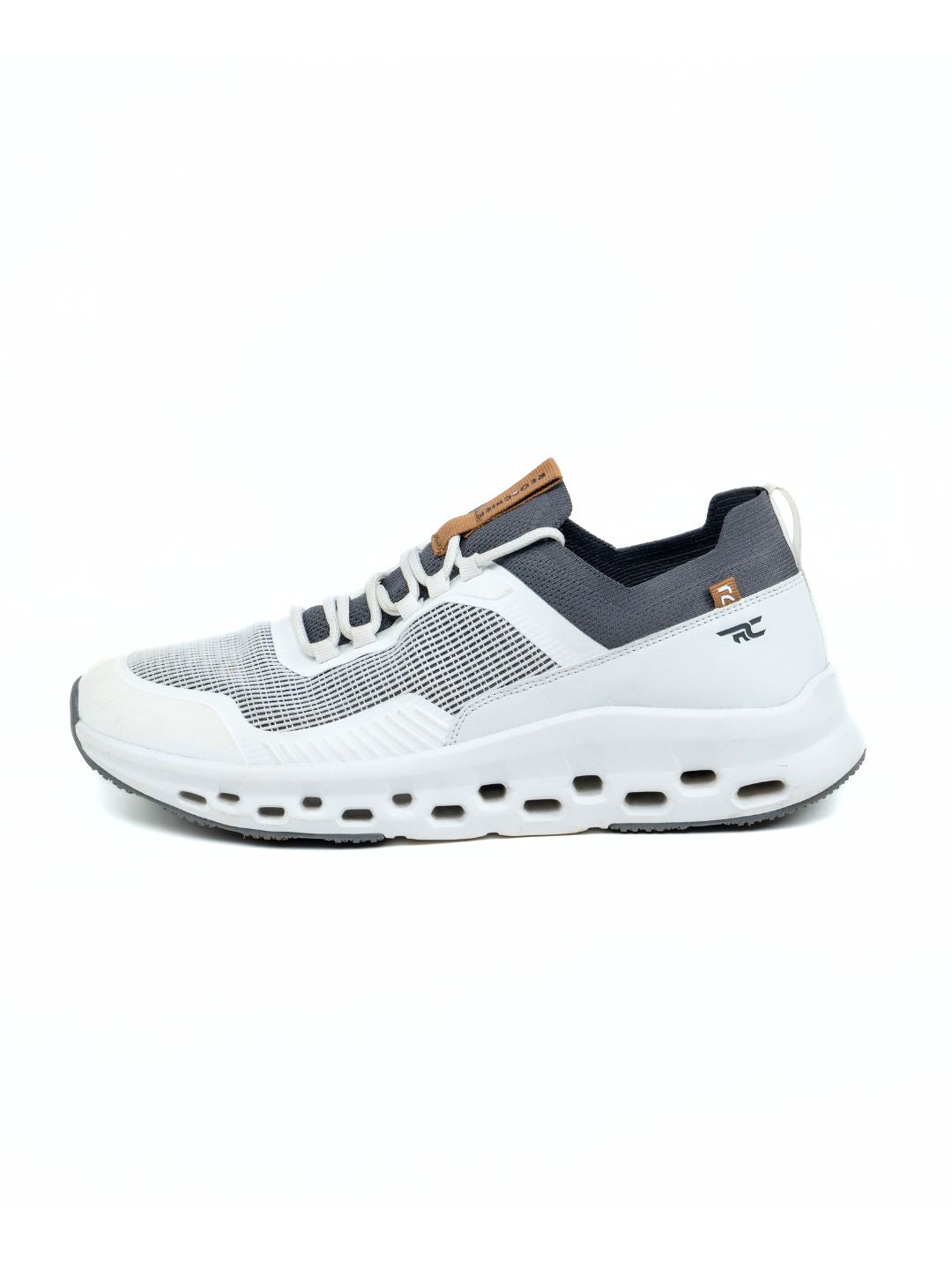 Red Chief Sports White Walking Shoes For Men  W7013 057