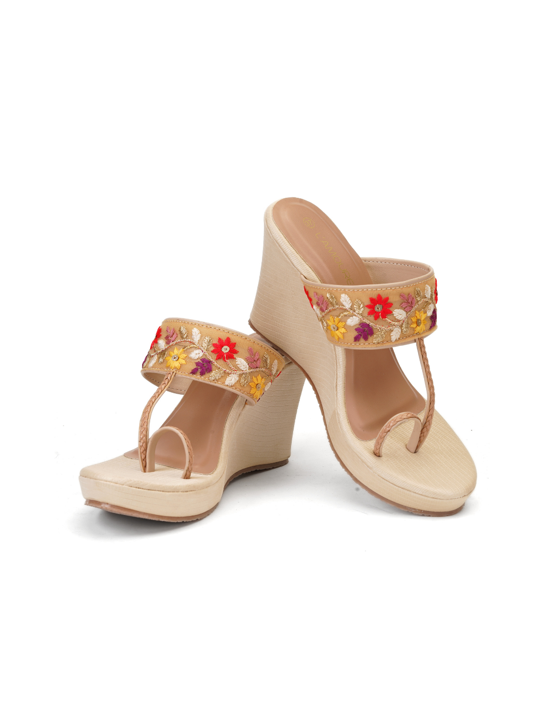 Lamoure Cream Casual Wedge For Women Lmw039254 C179