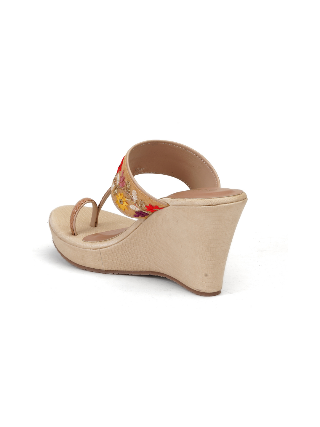 Lamoure Cream Casual Wedge For Women Lmw039254 C179