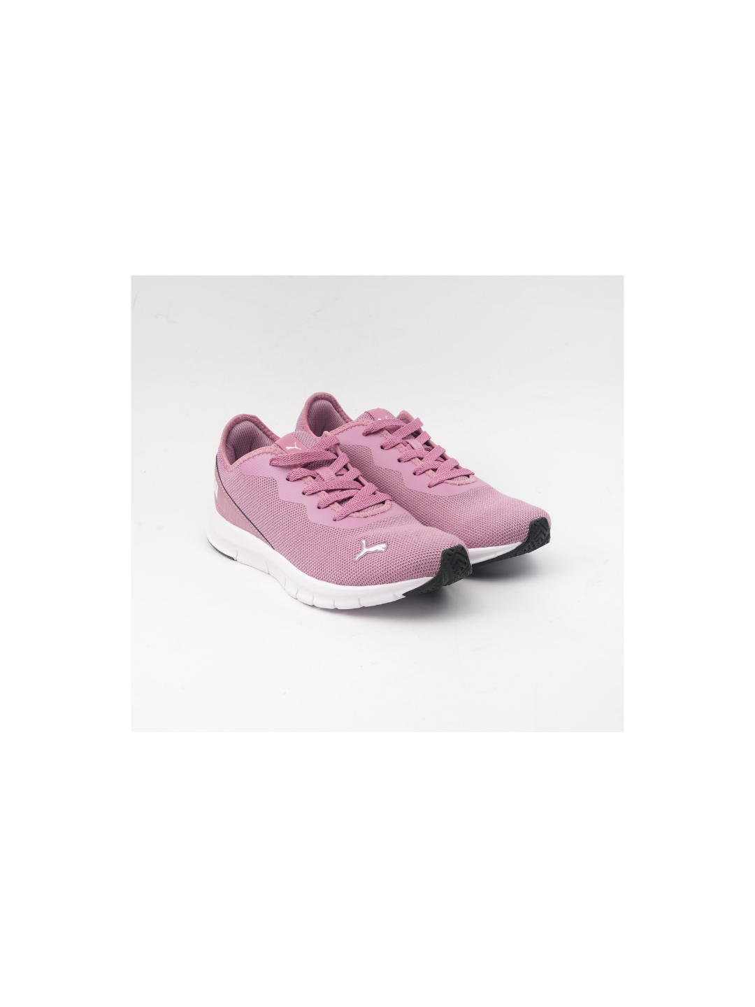 Puma White Sports Shoes For Women Hustie V2-38739804 C057