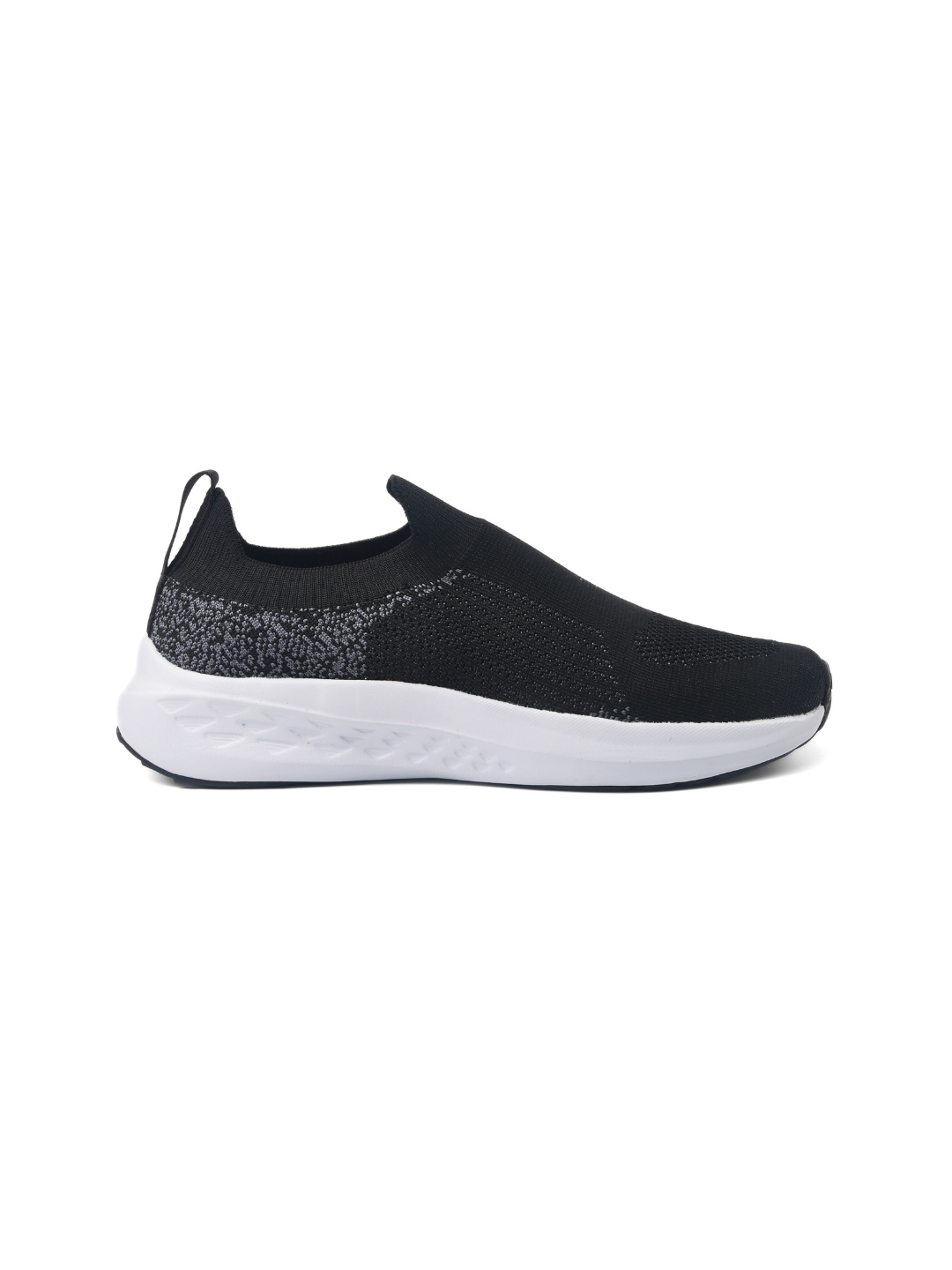 Campus Black/D.Grey Sports Shoes For Women Wander-22L-931 C935
